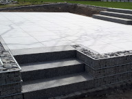 Taras z płyt granitowych